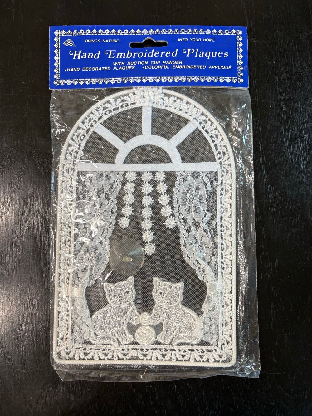Vintage- Cottage White Lace Embroidered Plaque Cats Wall Hanger 8x4.25" Unopened